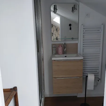 Apartamento Sous Les Toits - Wi-fi - Tv