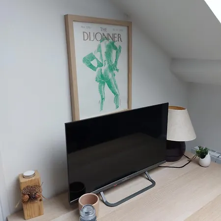 Apartamento Sous Les Toits - Wi-fi - Tv *