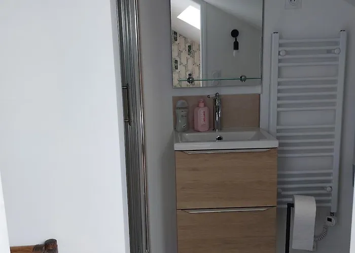 شقة Sous Les Toits - Wi-fi - Tv